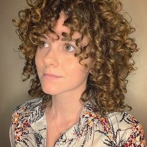 Meet your Posher, Clarissa